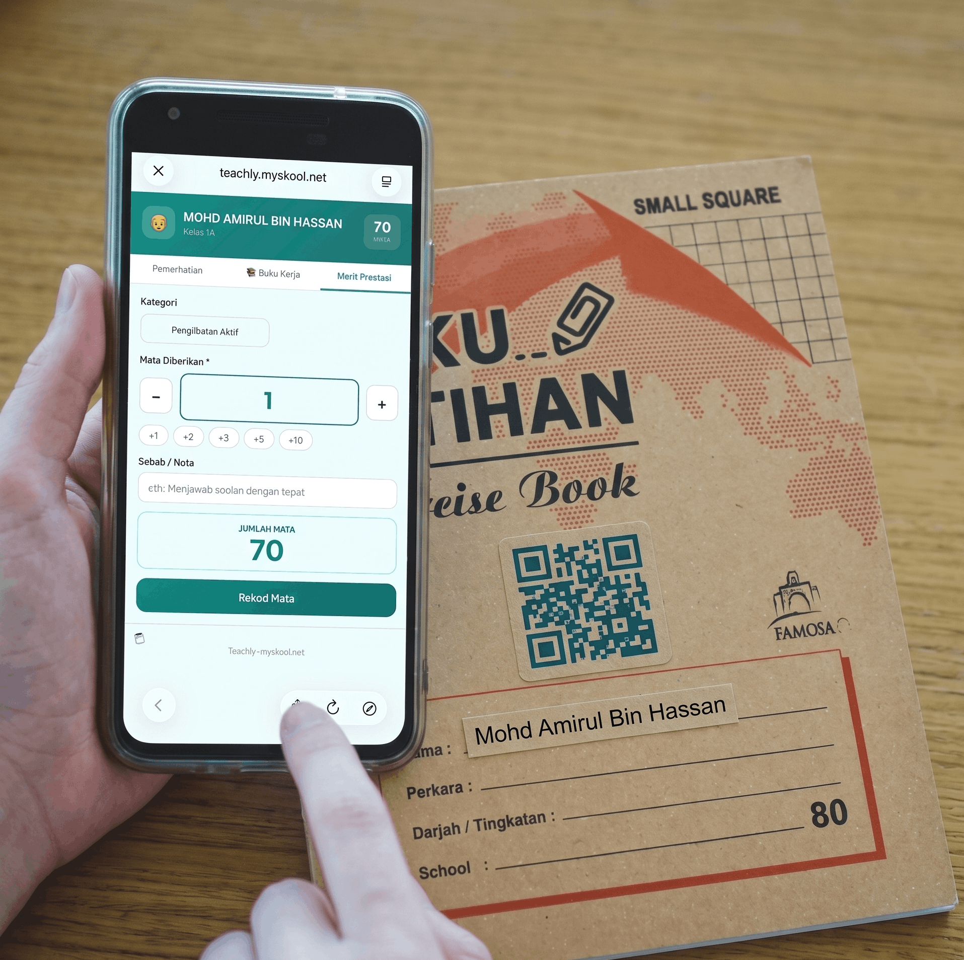 Scan QR Buku Latihan Teachly